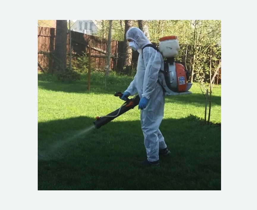 Обработка территории от клещей в Лисино-Корпусе